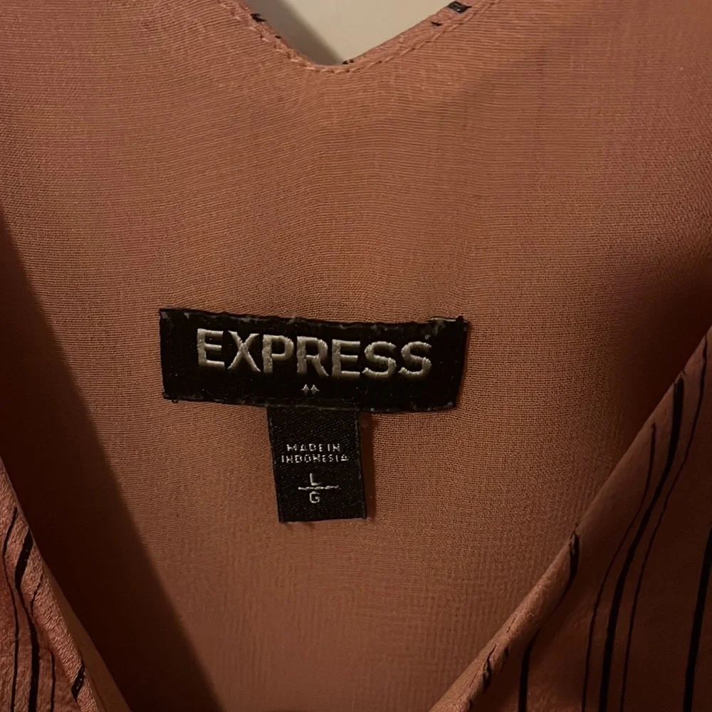 Express Top - Picture 4 of 5